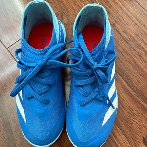 Adidas Predator Accuracy.3 Indoor Soccer Shoes | Kid's Unisex Size 13